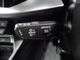 前方車両を感知して一定の車間距離を保ちながら追従走行するアダプティブクルーズCが装備されております。ロングドライブにはぜひ欲しい機能です。