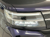 【LEDヘッドライト】現代の主流のライト。明るい光が瞬時に立ち上がり、必要な場所を均一に照らします。寿命も長く省エネで、スタイリッシュなデザインです♪