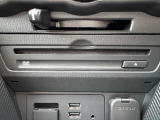 CD/DVDプレーヤーもございます。