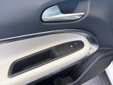 八光AUTO MOTIVEの強みはサポート力です。これまで培ってきた経験と技術力、スピードを生かして、お客様ひとりひとりを八光AUTO MOTIVE全店でサポートさせて頂きます。