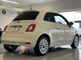 愛らしさと実用性を兼ね備えたFIAT500らしいリアスタイルです。リア3面フィルム 後席のプライバシー保護と日差し軽減に貢献します。