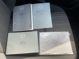 保証書、各種取り扱い説明書あります。