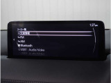 【Bluetoothオーディオ】Bluetoothオーディオも対応でスマートフォンからお気に入りの音楽を車内で楽しめます。今となればマストアイテムですね。