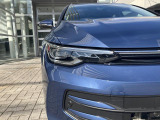 LEDマトリックスヘッドライト「IQ.LIGHT」。対向車や先行車を検知し、LEDを個別制御。まぶしさを抑えながら、夜間の視界をしっかり確保。