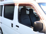 自社で車検を行う事が出来る検査ラインも完備しており、リバーサイド内で車検と法定点検・整備が完結します。