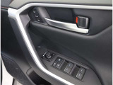 運転席から操作できます。