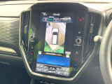 【マルチテレインモニター】車のフロントやサイドのカメラ画像を同時にモニター表示することで、悪路や狭い道を走行時でも周囲の状況確認ができ安心!本格SUVにうれしい装備です♪