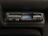 【ETC車載器】もはや必須アイテムのETCを搭載!高速道路のご利用時にとても便利!わずらわしい料金所での現金支払いが不要となりスムーズに通過できます♪