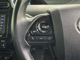 ステアリングスイッチ装備!運転しながら手元でオーディオの操作などができます。