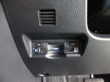 スムーズにゲート通過でき、夜間・休日割引も適用されるETC。(音声案内付)