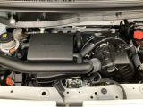 ホンダスタッフがしっかり整備して保証付きにてお渡し致します。エンジンルーム&室内ルームともにクリーニング済みで清潔です。快適なドライブをお楽しみください。