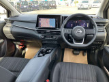 納車から1ヶ月を目安に無料点検を受けていただけます。(最寄りの日産のお店でも可能です)