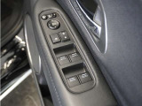 ◆パワーウィンドウスイッチ◆運転席から全席の窓の開閉操作を行うことが出来いつでも換気ができます!