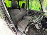運転席シート廻りは使用感も少なく、良好な状態となっています。丁寧に使われていたことがよくわかりますね。