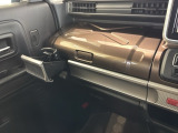 豊富に在庫を取り揃えています。 軽自動車からミニバン、セダン、SUV、話題のハイブリッド車などなど続々入荷中です!