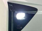 LEDフォグランプ LEDの明るい光が霧の発生や悪天候時に視界確保をサポートします!