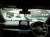 見通しのよいすっきりとした視界で、運転のしやすさは疲れにくさにも繋がりますよ♪