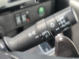 扱いやすさに配慮されたウインカーレバー。運転時の安心感を高めます。