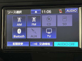 ブルートゥースに接続することにより、スマホに入ったお気に入りの音楽を車内で楽しむことができます♪あると本当に便利な機能になっています!