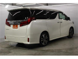 こだわりがあってなかなか気に入ったお車がないそこのお客様!全国のオークションからピッタリの1台を探すことが可能です。ぜひ一度お問い合わせください。