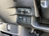 ビルトインタイプの【ETC】で見た目もスッキリ。高速道路の利用にとても便利です。【パーキングセンサー】駐車や出庫時にクルマの前後の障害を検知し、音とディスプレイでお知らせします。