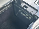 店舗にて現車の確認もいただけますので、お電話で在庫のご確認の上是非ご来店くださいませ。