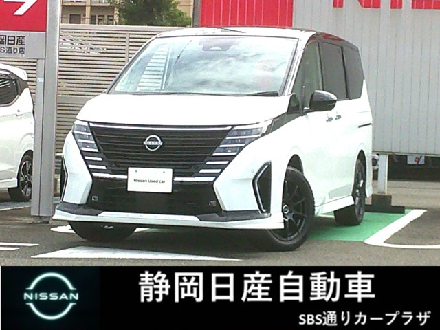 セレナ 1.4 e-4ORCE ハイウェイスターV 4WD 