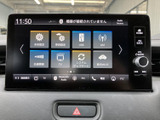 車両設定やUSB、テレビなどの項目が画面に整理され、必要なメニューを探しやすい表示です。各種情報へのアクセスがしやすく、毎日の利用に便利です。