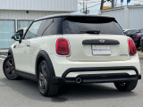 こちらのお車はMINI NEXT鶴ヶ島に展示中です。☆お問合せをお待ちしてます!
