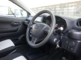 当店は全車『ロングラン保証』付!(1年間、距離無制限 HV車はHV保証付) 別途延長保証もご用意しております♪ ぜひ現車を確認にご来店ください