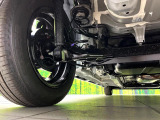 お車を安心してお乗りいただく為には、足回りの定期点検が欠かせません。サービスサポート(有償保証)では無料点検もご提供しており、安心のカーライフをお過ごしいただけるサポート体制が整っています。