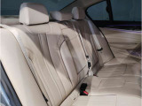 【エアバック】BMWのエアバックやその他の安全装備は、互いに補完しあう事で徹底した安全性を貫きます。万一の事故の際にそれぞれ最適な保護を提供してくれます!