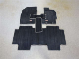 純正フロアマット付きです!洗浄済みでキレイになっております♪