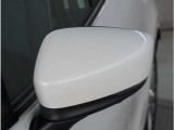 【ドアミラーウインカー】格好良さだけではなく対向車両からの視認性もよく安全に走行する為の安全装備のひとつです。