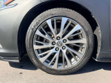 気になるお車がありましたら右の電話番号から直接お店にお問い合わせください。支払方法から車両情報、状態までなんでもご説明させて頂きます。スタッフ一同ご連絡お待ちしております。