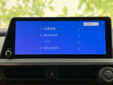 交通情報に加え、BluetoothやUSB、Miracastなどの項目を画面で確認できます。接続や利用したい内容に合わせて選択でき、日常の移動中も音声や情報を活用しやすい装備です。