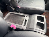 弊社在庫車は全て半年の保証をお付けしております♪半年、一年、二年、三年とございますのでまずはお問い合わせください♪(一部例外年式、距離有)