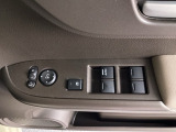 運転席ドアスイッチ