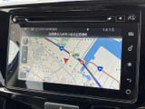 地図上に現在地や周辺道路が表示され、目的地までのルートを確認しやすい画面です。道路や施設の位置関係を把握しやすく、初めて訪れる場所への移動にも便利に活用できます。