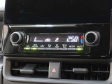 オートエアコンを装備しております!自動で調整してくれますので、車内も快適です☆