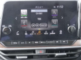 【純正9インチナビ】人気の純正ナビを装備。オーディオ機能も充実しており、Bluetooth接続すればお持ちのスマホやMP3プレイヤーの音楽を再生可能!毎日の運転がさらに楽しくなります!!