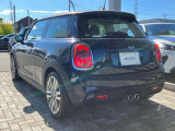 このお車はMINI NET浦和美園に展示中です!総在庫900台を当店でご案内可能です!ご来場、お問い合わせをスタッフ一同お待ちしております。