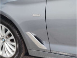 【BMWアロイホイル】軽量かつ強度に拘ったアロイホイル。走行性能ポテンシャルを引き出す設計。車の足元を引き締めてくれる大きなポイントはアロイホイルです。