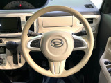 【ステアリングスイッチ】運転中、前方から目線をそらすことなく、オーディオ等の操作が可能な便利機能!安心&快適なドライブを演出してくれます♪