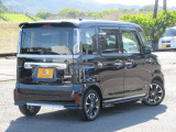 外装も丁寧に磨いております。是非1度実車をご覧ください!
