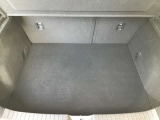 トランクスペースもご覧のとおり広々しております☆SUVならではの使いやすいトランクスペースに夢と希望以外に荷物もしっかり載せることができます☆