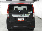 禁煙車です。シートの汚れも臭いもほとんど気になりません。