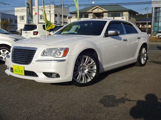 300 C ラグジュアリー