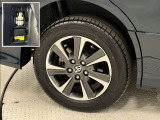 タイヤサイズは205/60R16!純正アルミホイール!残り溝は5ミリ程度です!パンク修理キット搭載車!