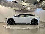 「中古車ハイブリッド保証」ハイブリッド機構を無償で保証します。保証期間は、初度登録年月から10年、またはロングラン保証が終了後3年間。ただし累計走行距離が20万km以内です。